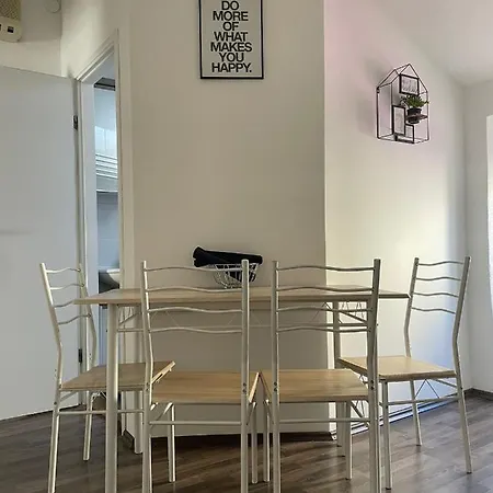 公寓 Studio Apartman Bety *